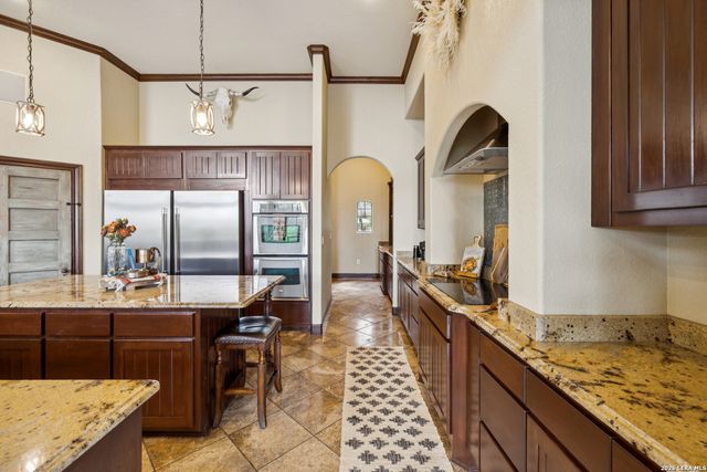 261 COVENEY TRL, Boerne, TX 78006