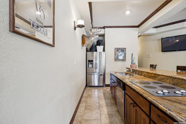 261 COVENEY TRL, Boerne, TX 78006