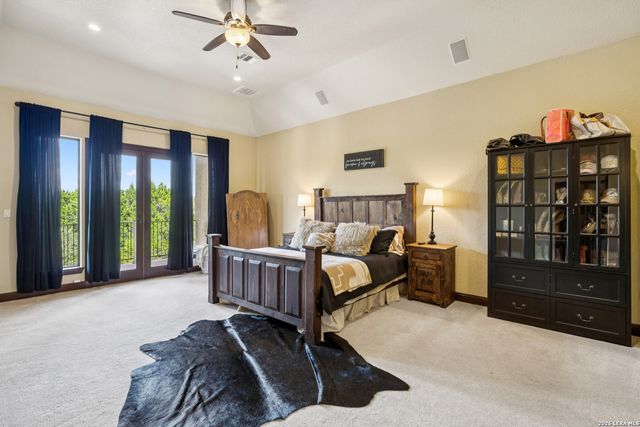 261 COVENEY TRL, Boerne, TX 78006