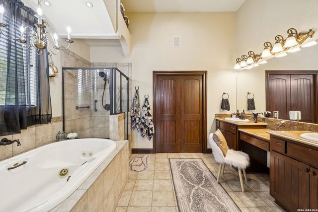 261 COVENEY TRL, Boerne, TX 78006