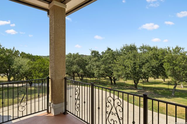 261 COVENEY TRL, Boerne, TX 78006