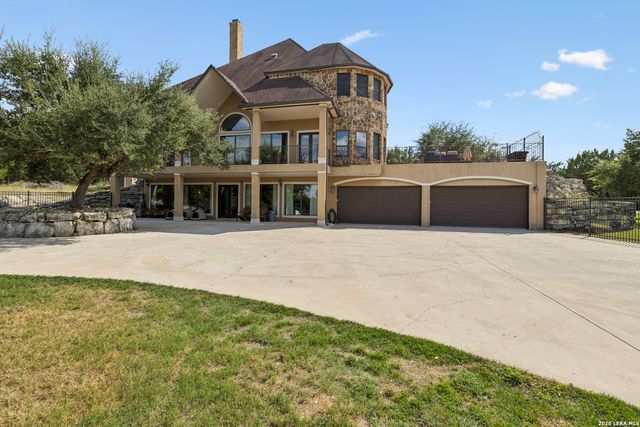261 COVENEY TRL, Boerne, TX 78006