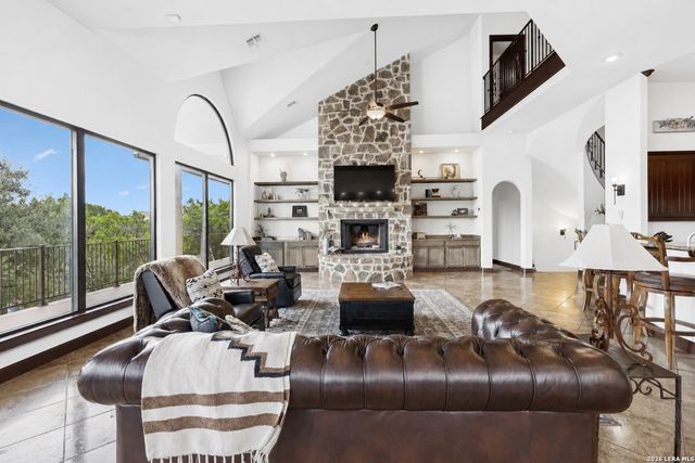 261 COVENEY TRL, Boerne, TX 78006