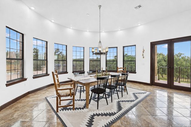261 COVENEY TRL, Boerne, TX 78006