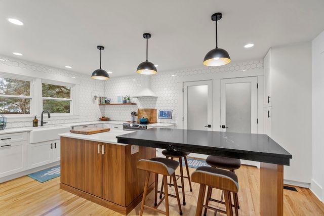 977 Cliffwood Drive, Mount Pleasant, SC 29464