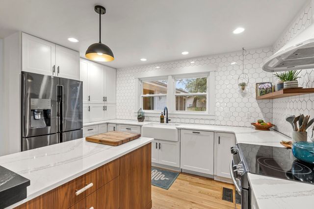 977 Cliffwood Drive, Mount Pleasant, SC 29464