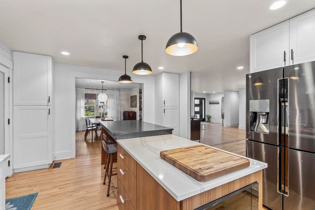 977 Cliffwood Drive, Mount Pleasant, SC 29464