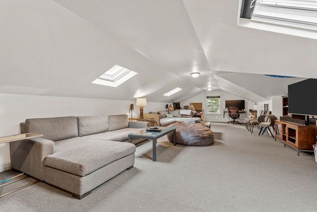 977 Cliffwood Drive, Mount Pleasant, SC 29464