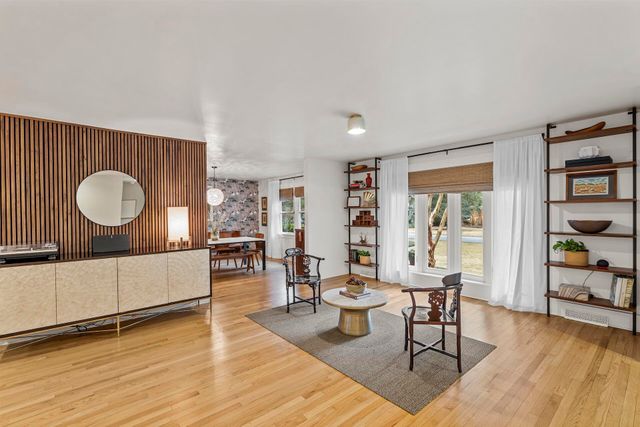 977 Cliffwood Drive, Mount Pleasant, SC 29464