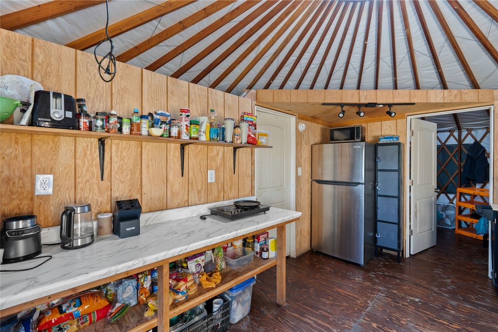 3943 Lower Valley Road, Kalispell, MT 59901 photo 10