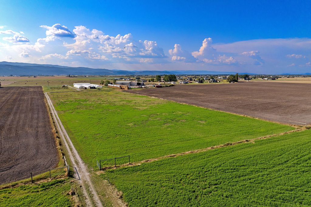 3943 Lower Valley Road, Kalispell, MT 59901 photo 38