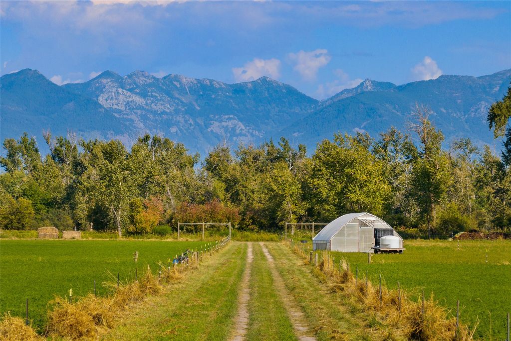 3943 Lower Valley Road, Kalispell, MT 59901 photo 4