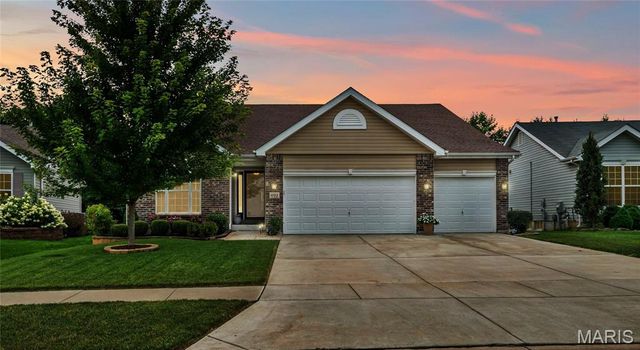 492 Pleasant Breeze Drive, Wentzville, MO 63385