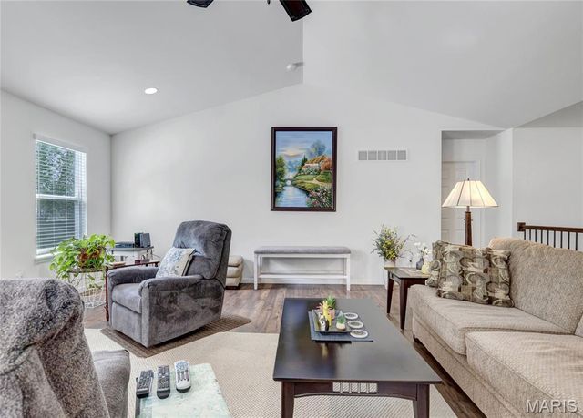 492 Pleasant Breeze Drive, Wentzville, MO 63385