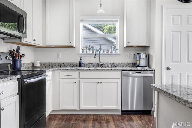 492 Pleasant Breeze Drive, Wentzville, MO 63385