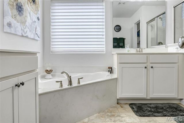 492 Pleasant Breeze Drive, Wentzville, MO 63385