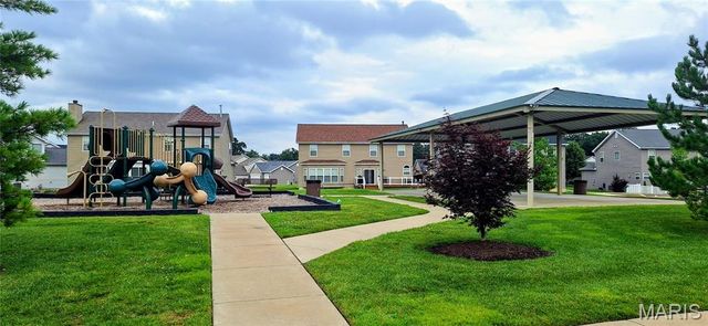 492 Pleasant Breeze Drive, Wentzville, MO 63385