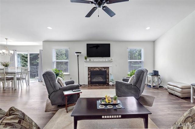 492 Pleasant Breeze Drive, Wentzville, MO 63385