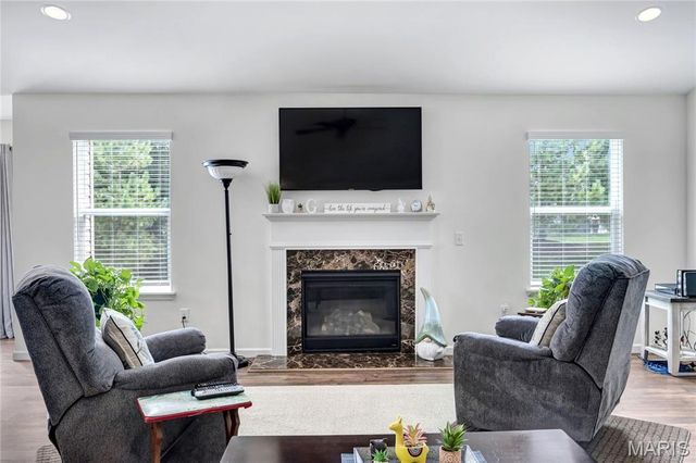 492 Pleasant Breeze Drive, Wentzville, MO 63385