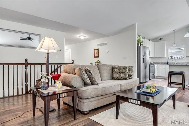 492 Pleasant Breeze Drive, Wentzville, MO 63385