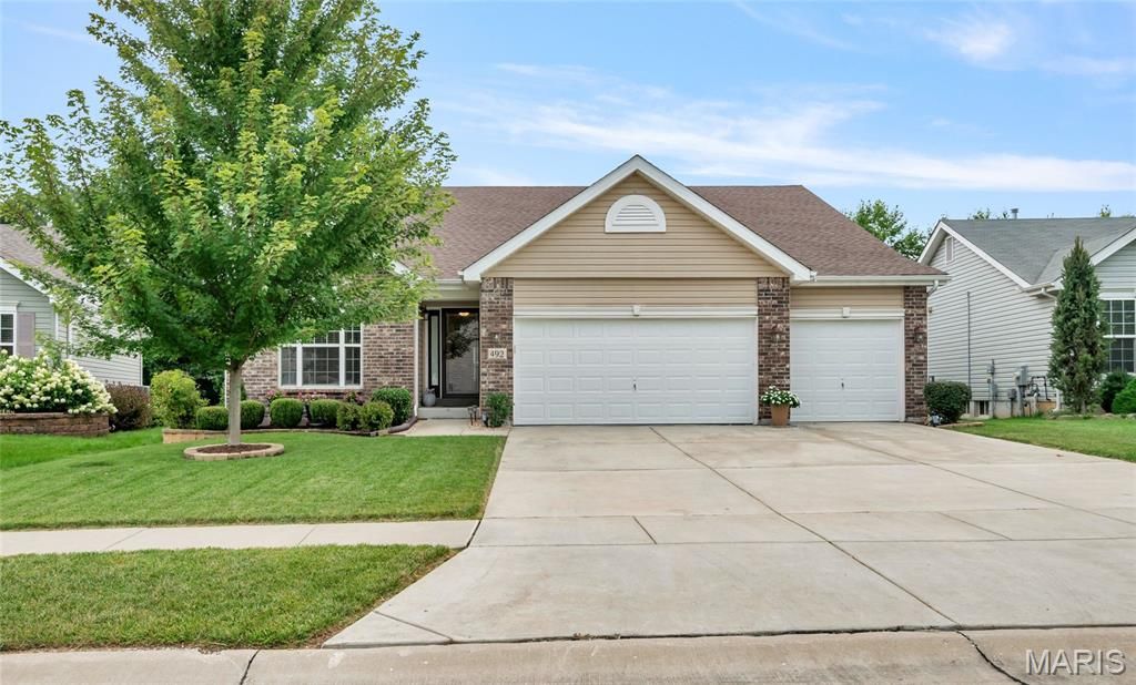 492 Pleasant Breeze Drive, Wentzville, MO 63385
