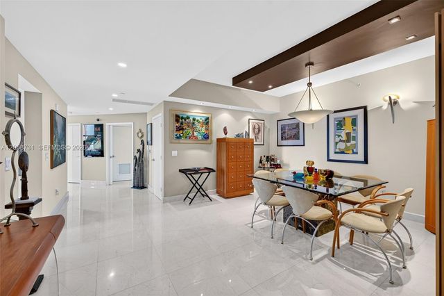 3330 NE 190th Street UPH14, Aventura, FL 33180