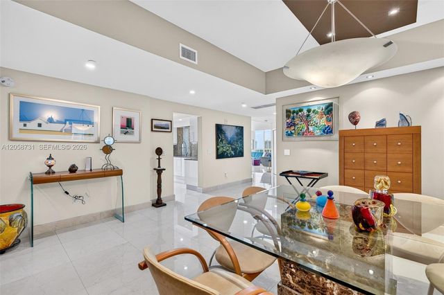 3330 NE 190th Street UPH14, Aventura, FL 33180