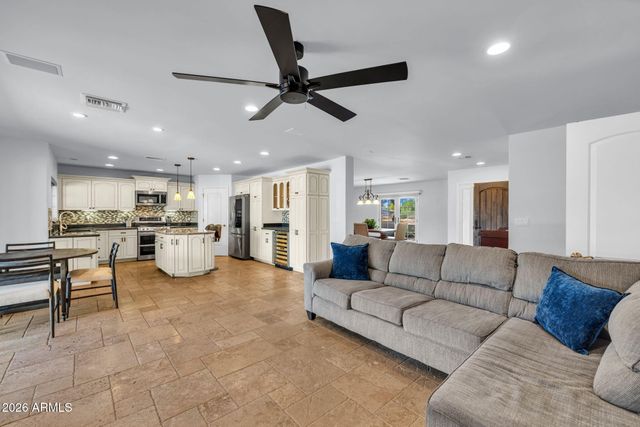 5905 E BERYL Avenue, Paradise Valley, AZ 85253