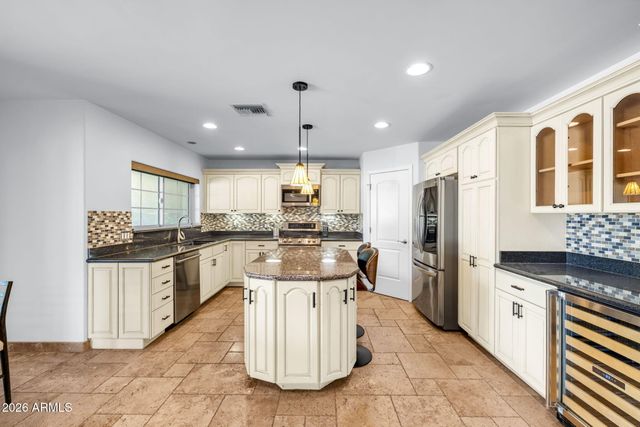 5905 E BERYL Avenue, Paradise Valley, AZ 85253