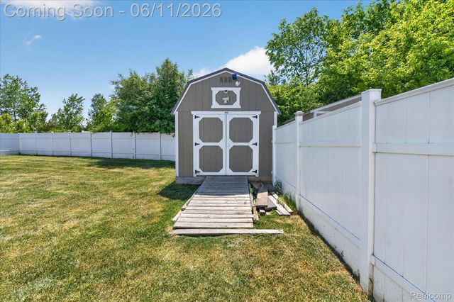 3081 Stratford Lane, Flushing Charter Township, MI 48433