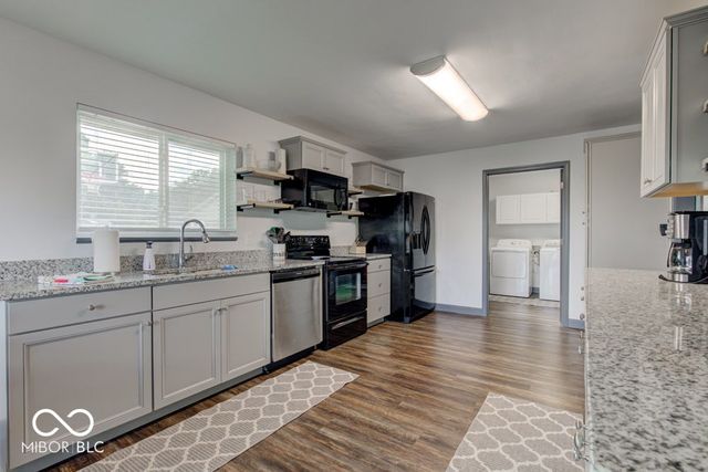 17128 Towne Road, Westfield, IN 46074