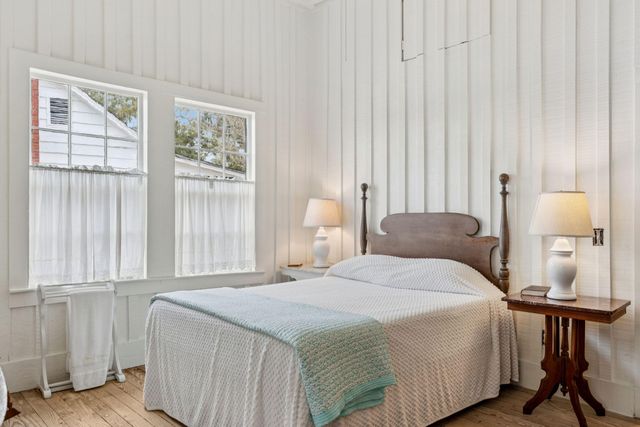 44 Hook Drive, Pawleys Island, SC 29585