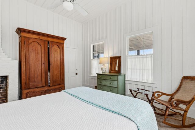 44 Hook Drive, Pawleys Island, SC 29585
