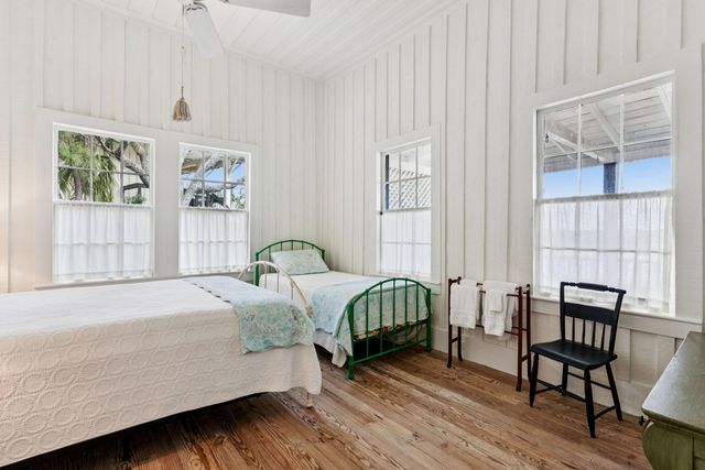 44 Hook Drive, Pawleys Island, SC 29585