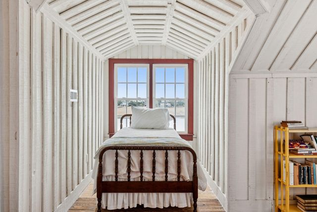 44 Hook Drive, Pawleys Island, SC 29585