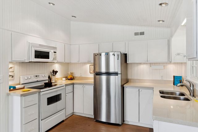 44 Hook Drive, Pawleys Island, SC 29585