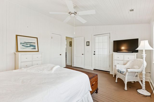 44 Hook Drive, Pawleys Island, SC 29585