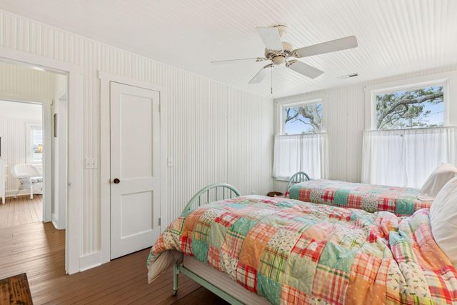 44 Hook Drive, Pawleys Island, SC 29585