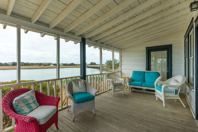 44 Hook Drive, Pawleys Island, SC 29585
