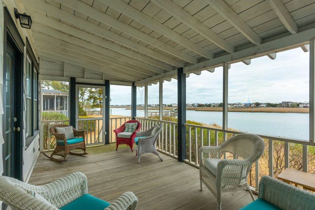 44 Hook Drive, Pawleys Island, SC 29585