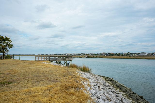 44 Hook Drive, Pawleys Island, SC 29585