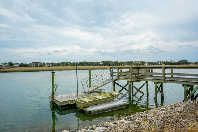 44 Hook Drive, Pawleys Island, SC 29585