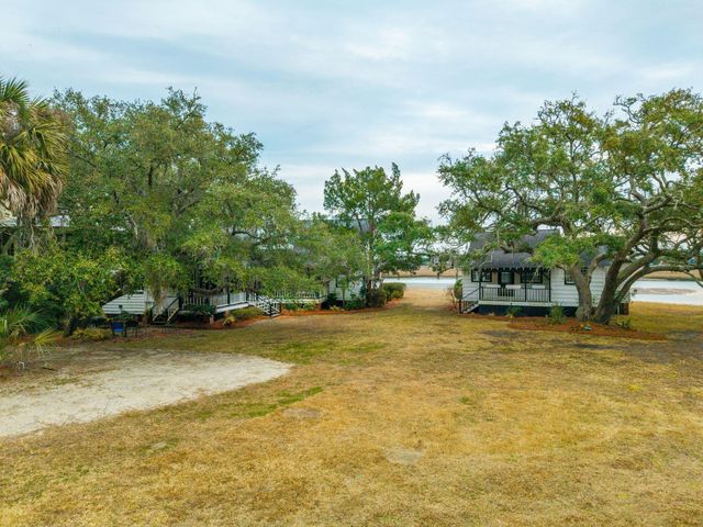44 Hook Drive, Pawleys Island, SC 29585