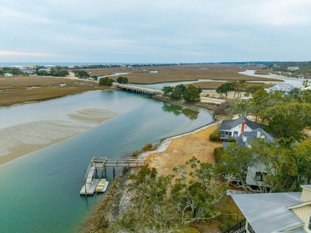 44 Hook Drive, Pawleys Island, SC 29585