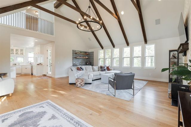 725 E Clegern Place Court, Edmond, OK 73034