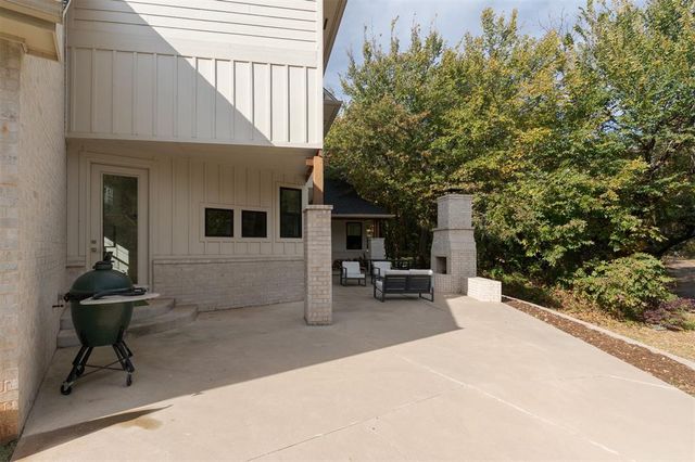 725 E Clegern Place Court, Edmond, OK 73034