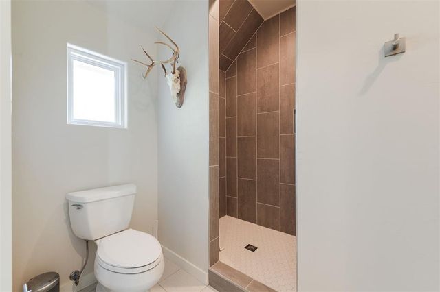 725 E Clegern Place Court, Edmond, OK 73034