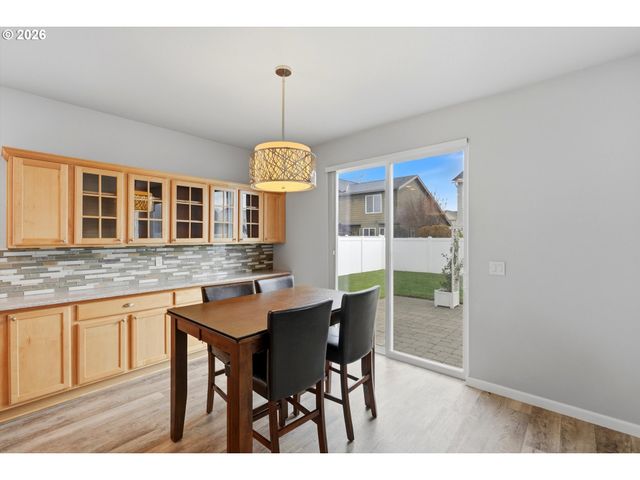 804 N 26TH Ave, Cornelius, OR 97113