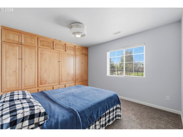 804 N 26TH Ave, Cornelius, OR 97113