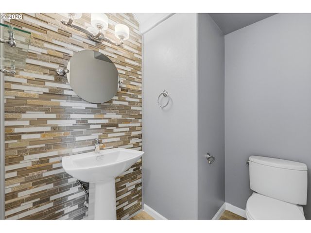 804 N 26TH Ave, Cornelius, OR 97113